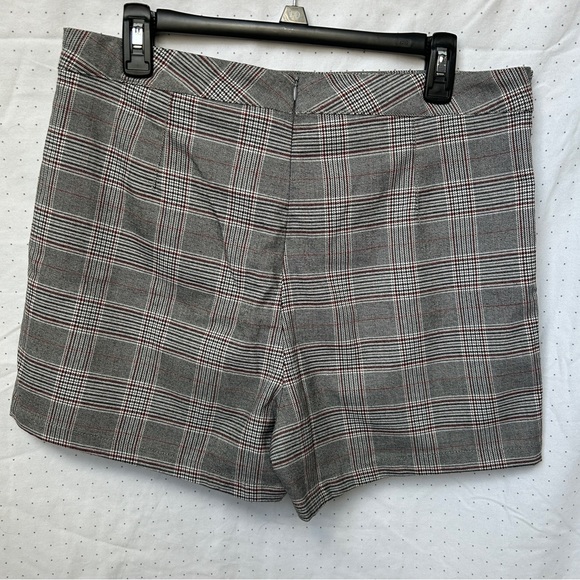 Plaid High Waisted Skort - Picture 2 of 5